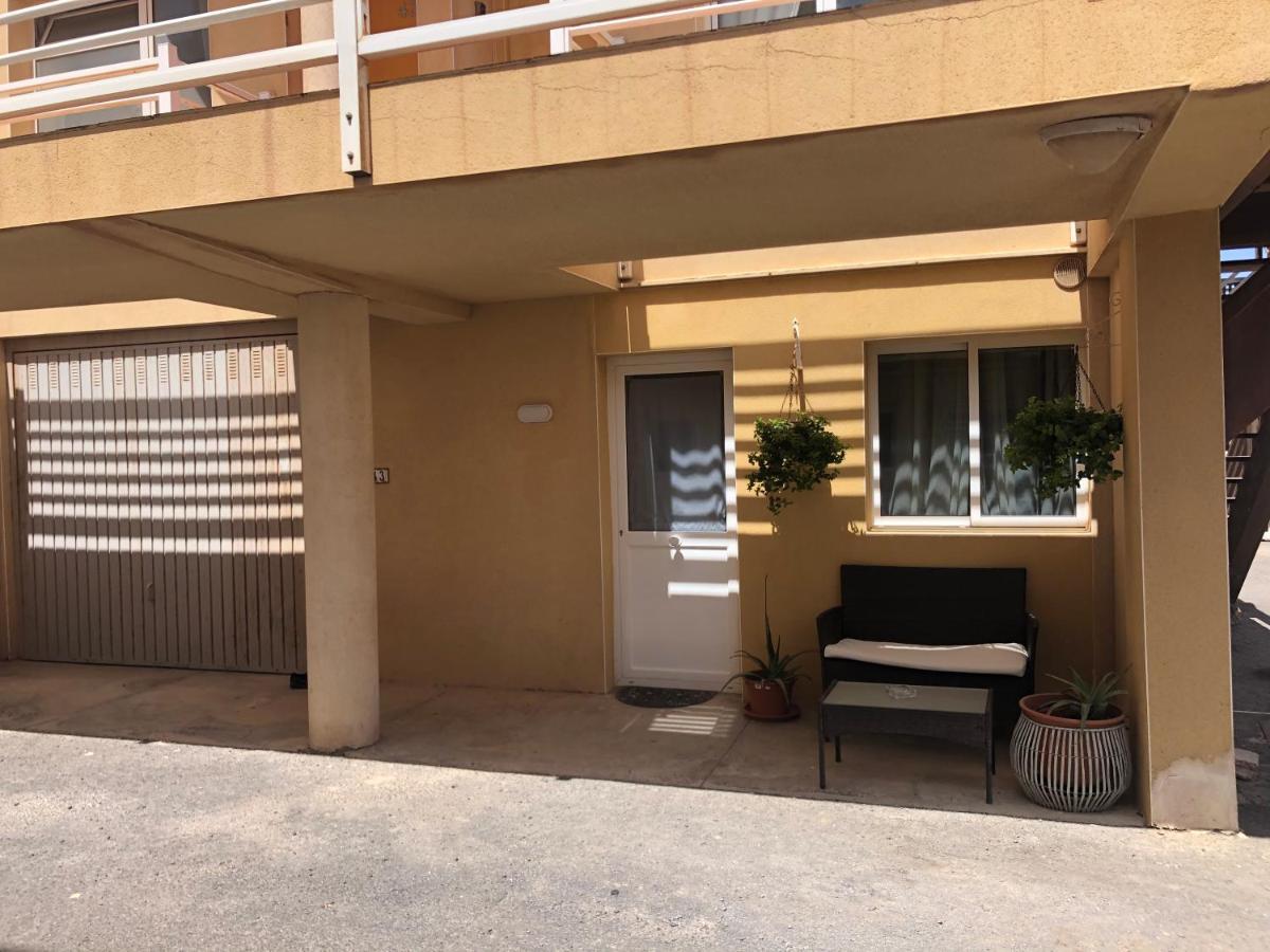 Apartamento Caleta De Fuste Apartment Exterior photo
